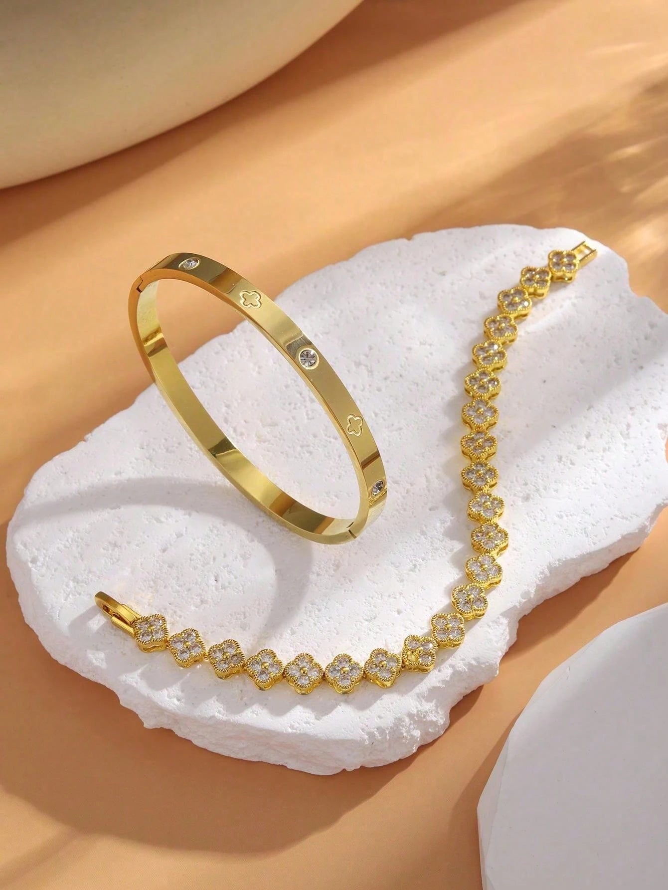 Flora Gold