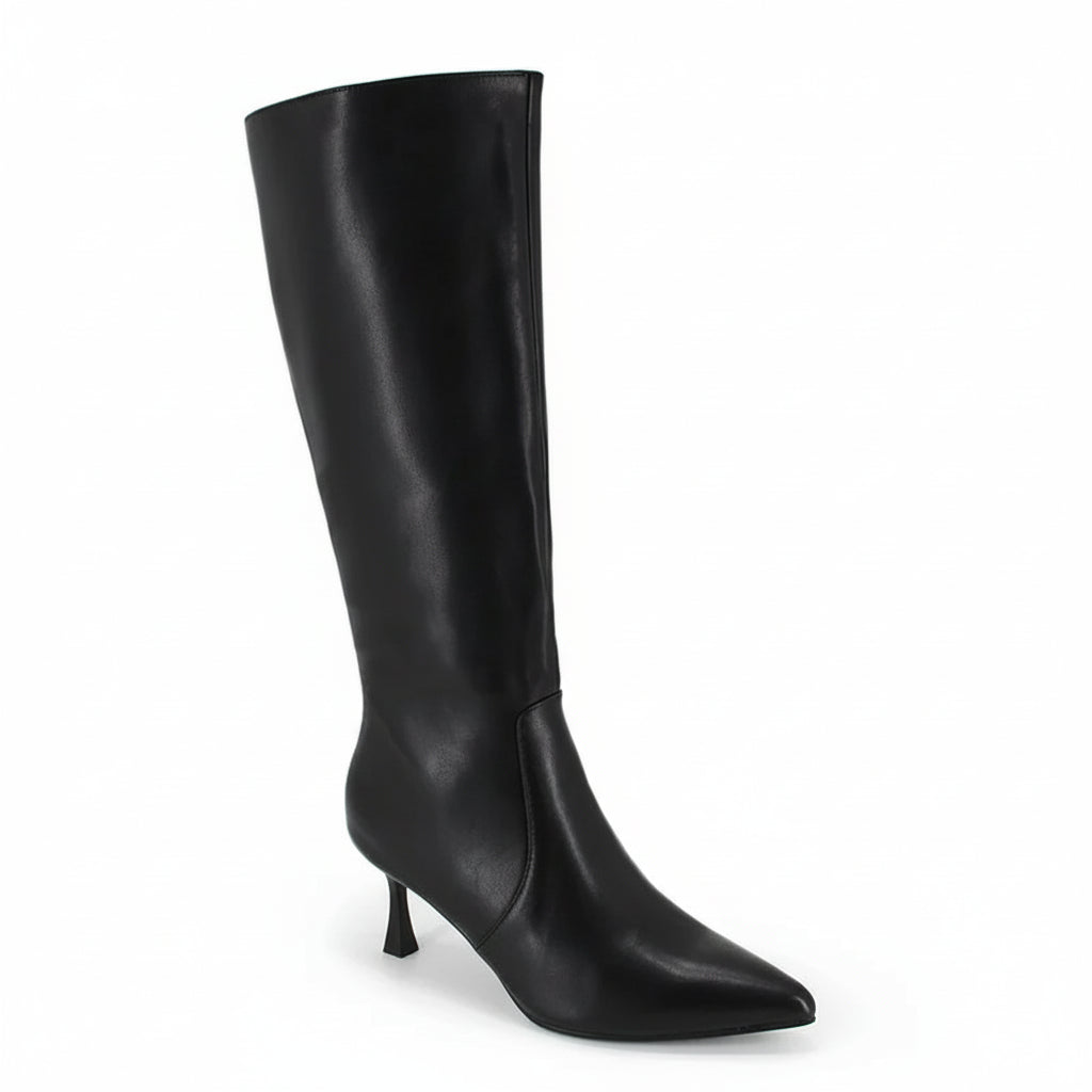 Elegant Heeled Boots