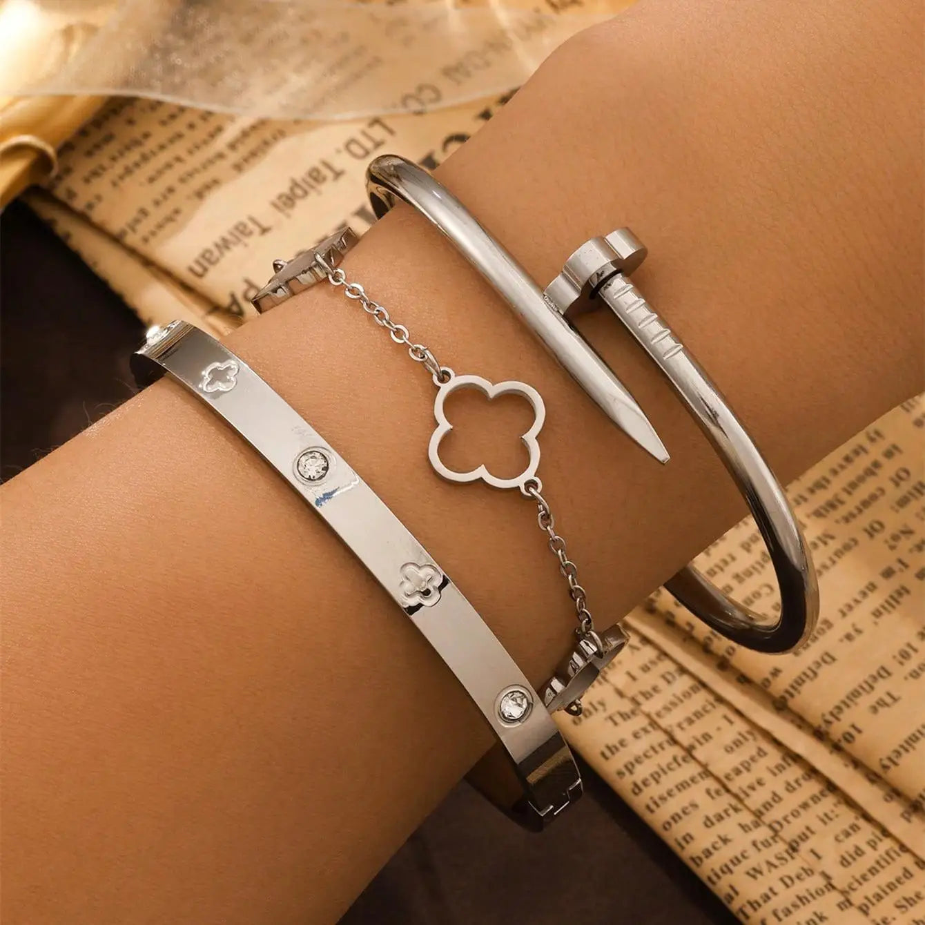Paris Gold Set